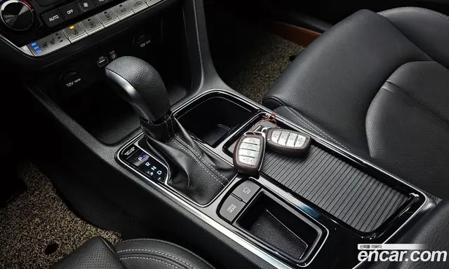 Hyundai Sonata 2019 2.0 автомат (гидро), миниатюра 9 Hyundai Sonata 2019 2.0 автомат (гидро), миниатюра 9
