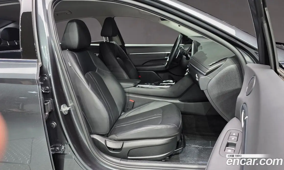 Hyundai Sonata 2021 2.0 автомат (гидро), фото 16 Hyundai Sonata 2021 2.0 автомат (гидро), фото 16
