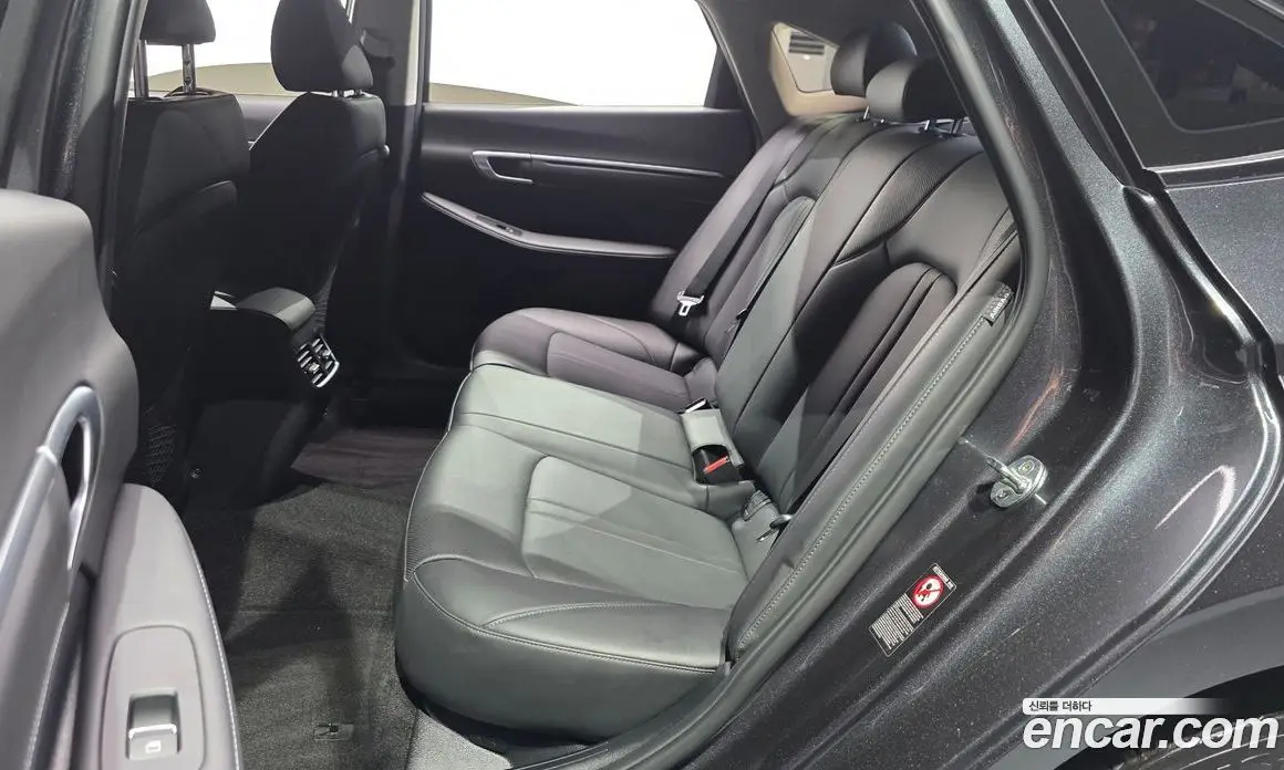 Hyundai Sonata 2021 2.0 автомат (гидро), фото 17 Hyundai Sonata 2021 2.0 автомат (гидро), фото 17