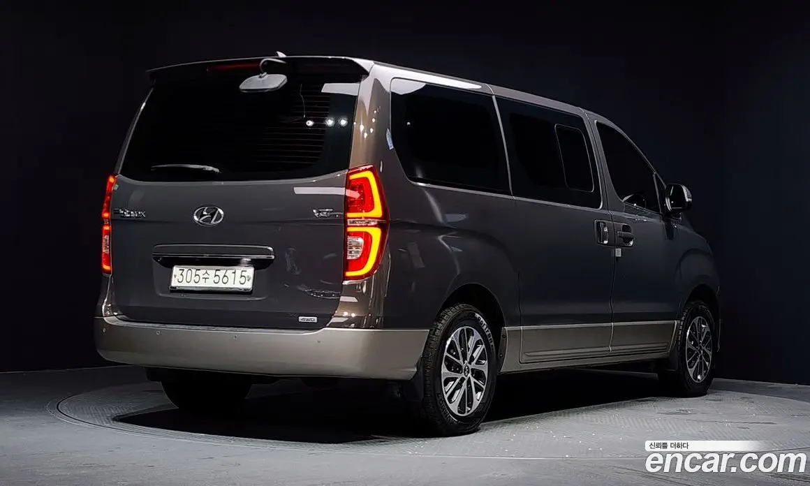 Hyundai Starex 2019 2.5 автомат (гидро), фото 2 Hyundai Starex 2019 2.5 автомат (гидро), фото 2
