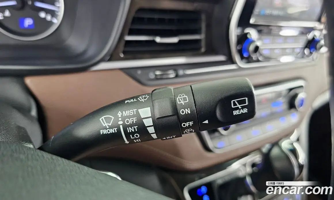 Hyundai Starex 2019 2.5 автомат (гидро), фото 27 Hyundai Starex 2019 2.5 автомат (гидро), фото 27