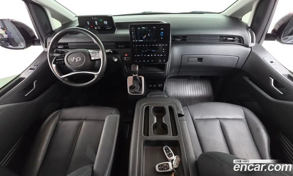 Hyundai Staria 2023 2.2 автомат (гидро), фото 10 Hyundai Staria 2023 2.2 автомат (гидро), фото 10