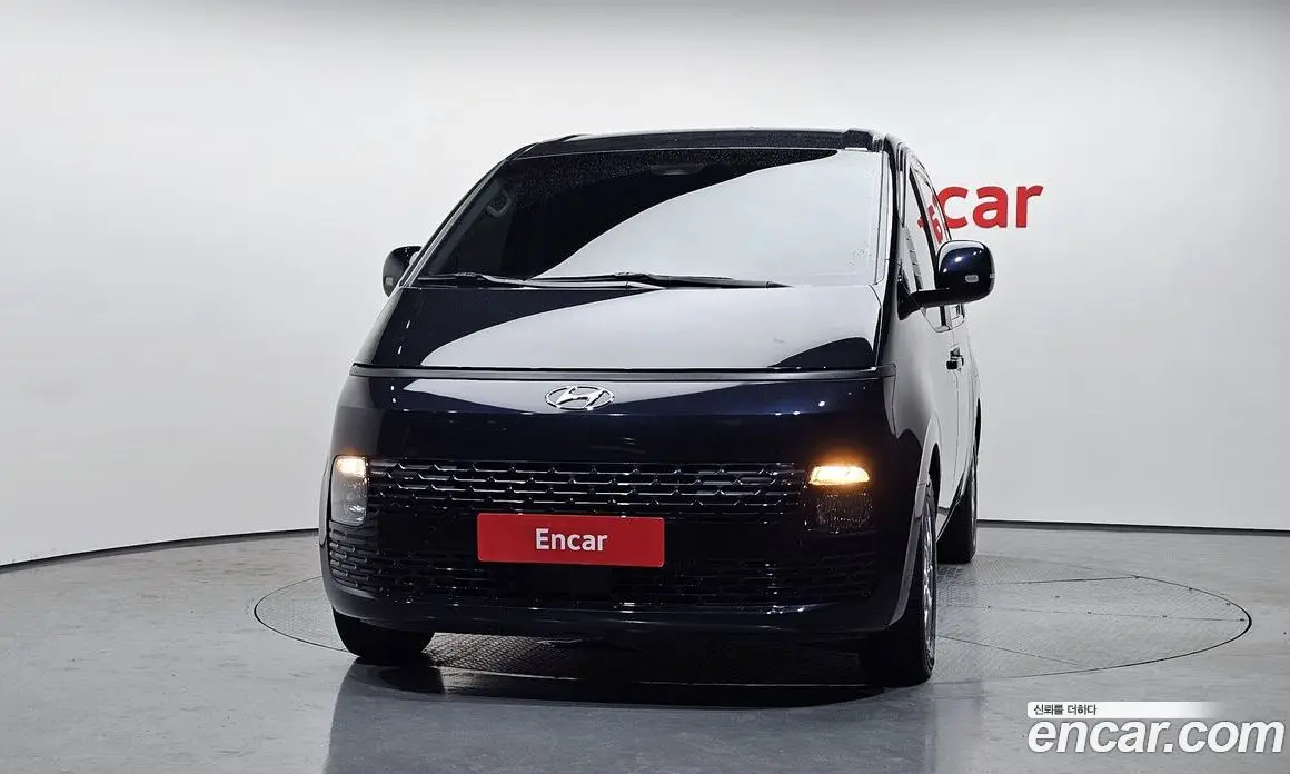 Hyundai Staria 2023 2.2 автомат (гидро), фото 3 Hyundai Staria 2023 2.2 автомат (гидро), фото 3