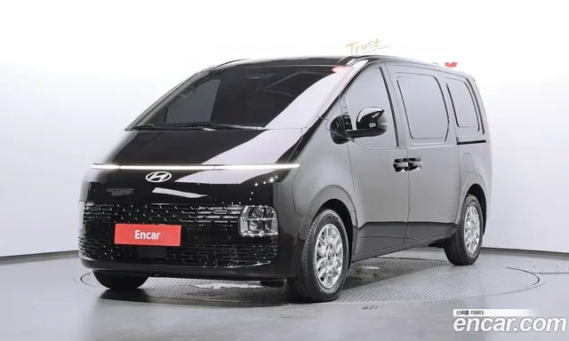 Hyundai Staria 2024 3.5 автомат (гидро), миниатюра 1