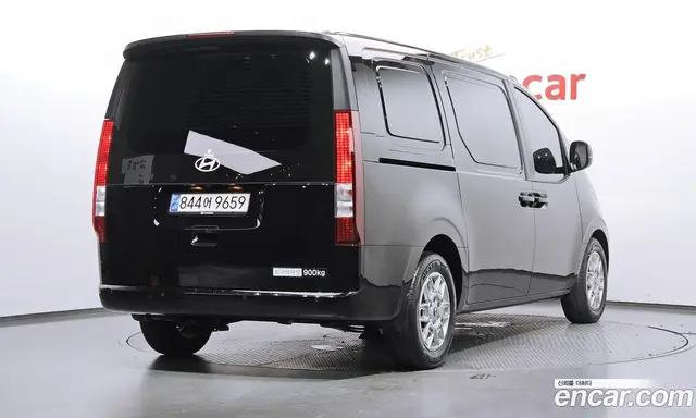 Hyundai Staria 2024 3.5 автомат (гидро), миниатюра 2