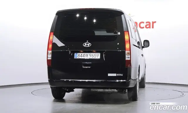 Hyundai Staria 2024 3.5 автомат (гидро), миниатюра 4
