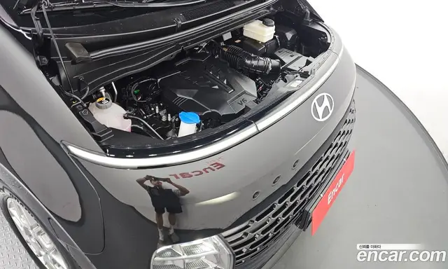 Hyundai Staria 2024 3.5 автомат (гидро), миниатюра 6