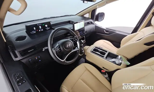 Hyundai Staria 2024 3.5 автомат (гидро), миниатюра 7