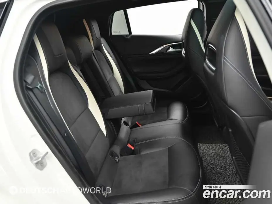 Infiniti Q30 2017 2.0 автомат (гидро), фото 12