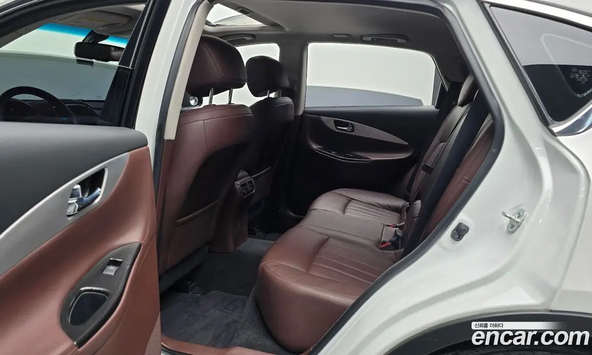 Infiniti QX50 2017 3.7 автомат (гидро), фото 17 Infiniti QX50 2017 3.7 автомат (гидро), фото 17
