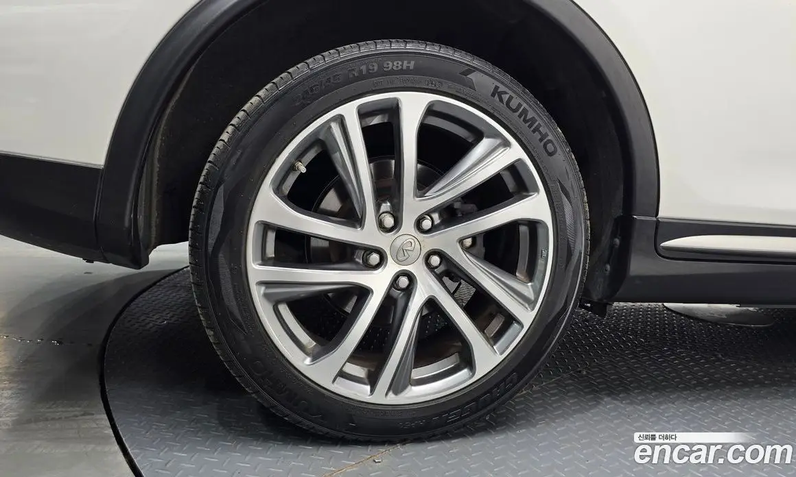 Infiniti QX50 2017 3.7 автомат (гидро), фото 4 Infiniti QX50 2017 3.7 автомат (гидро), фото 4