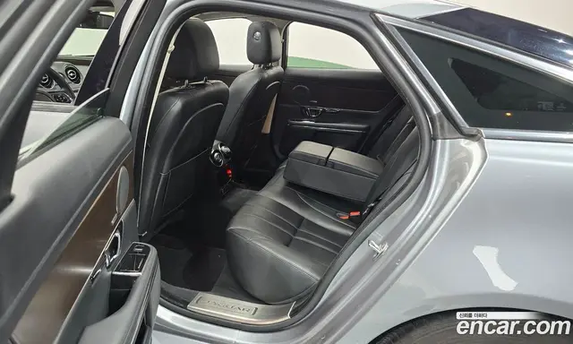 Jaguar XJ 2014 2.0 автомат (гидро), миниатюра 12
