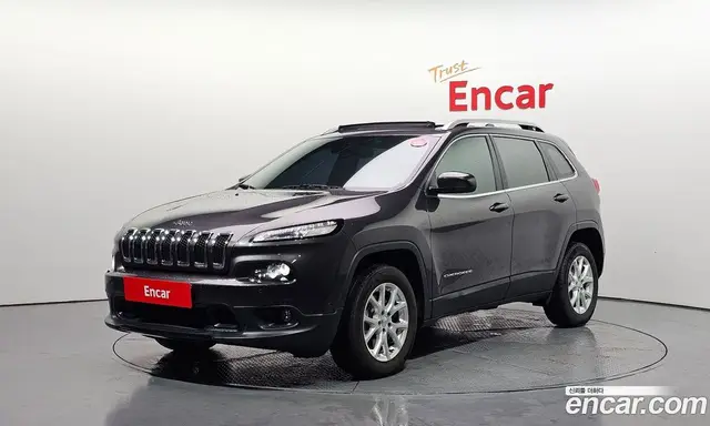 Jeep Cherokee 2016 2.4 автомат (гидро), миниатюра 1 Jeep Cherokee 2016 2.4 автомат (гидро), миниатюра 1