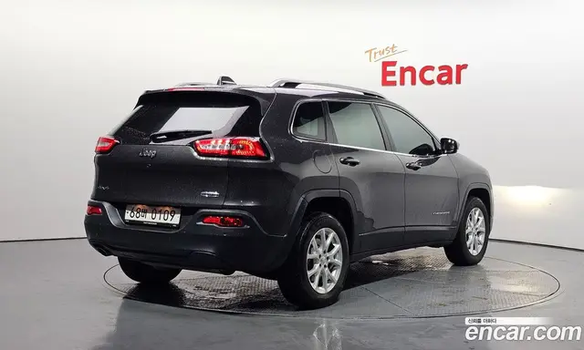 Jeep Cherokee 2016 2.4 автомат (гидро), миниатюра 2 Jeep Cherokee 2016 2.4 автомат (гидро), миниатюра 2