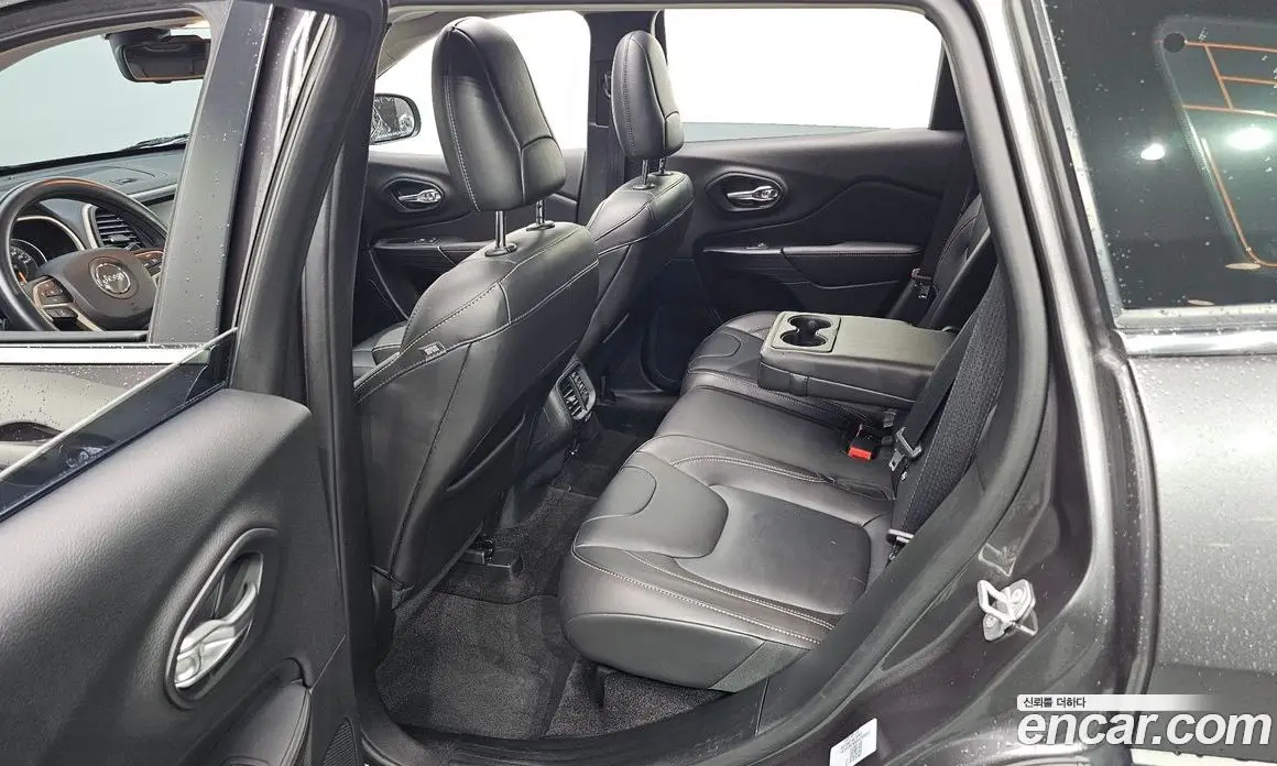 Jeep Cherokee 2016 2.4 автомат (гидро), фото 11 Jeep Cherokee 2016 2.4 автомат (гидро), фото 11