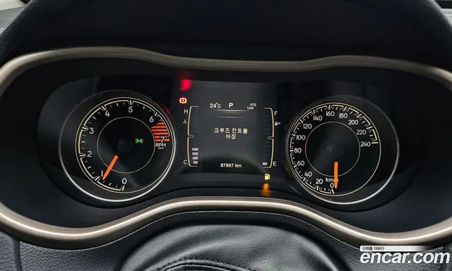 Jeep Cherokee 2016 2.4 автомат (гидро), миниатюра 8 Jeep Cherokee 2016 2.4 автомат (гидро), миниатюра 8