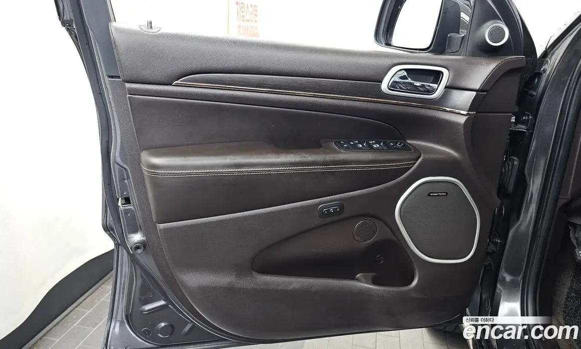 Jeep Cherokee 2019 3.0 автомат (гидро), фото 14 Jeep Cherokee 2019 3.0 автомат (гидро), фото 14