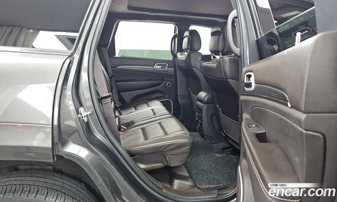 Jeep Cherokee 2019 3.0 автомат (гидро), фото 18 Jeep Cherokee 2019 3.0 автомат (гидро), фото 18