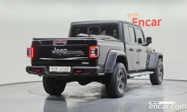 Jeep Gladiator 2021 3.6 автомат (гидро), миниатюра 2 Jeep Gladiator 2021 3.6 автомат (гидро), миниатюра 2
