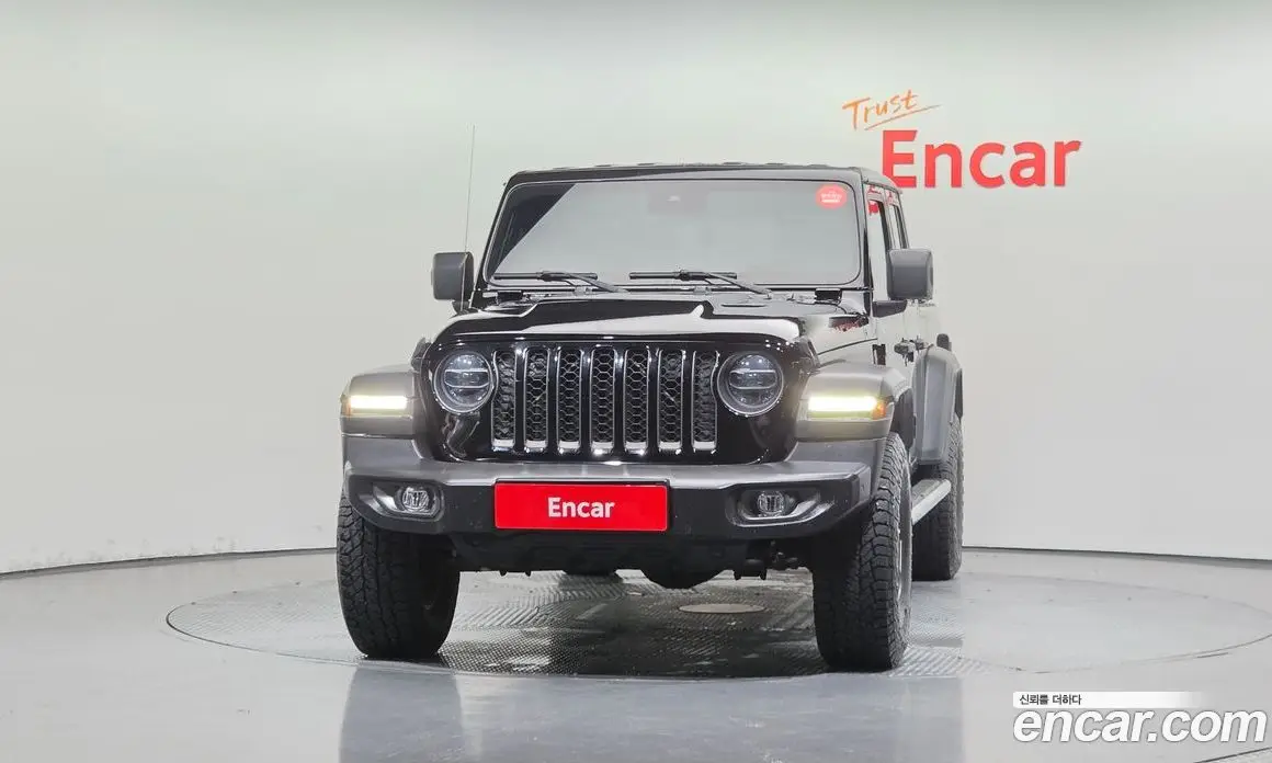 Jeep Gladiator 2021 3.6 автомат (гидро), фото 3 Jeep Gladiator 2021 3.6 автомат (гидро), фото 3