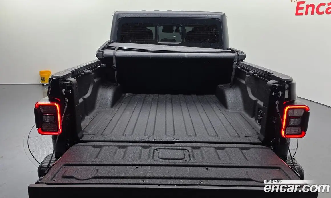 Jeep Gladiator 2021 3.6 автомат (гидро), фото 26 Jeep Gladiator 2021 3.6 автомат (гидро), фото 26