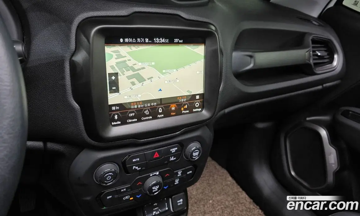 Jeep Renegade 2023 1.3 автомат (гидро), фото 19 Jeep Renegade 2023 1.3 автомат (гидро), фото 19