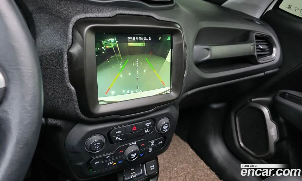 Jeep Renegade 2023 1.3 автомат (гидро), фото 23 Jeep Renegade 2023 1.3 автомат (гидро), фото 23