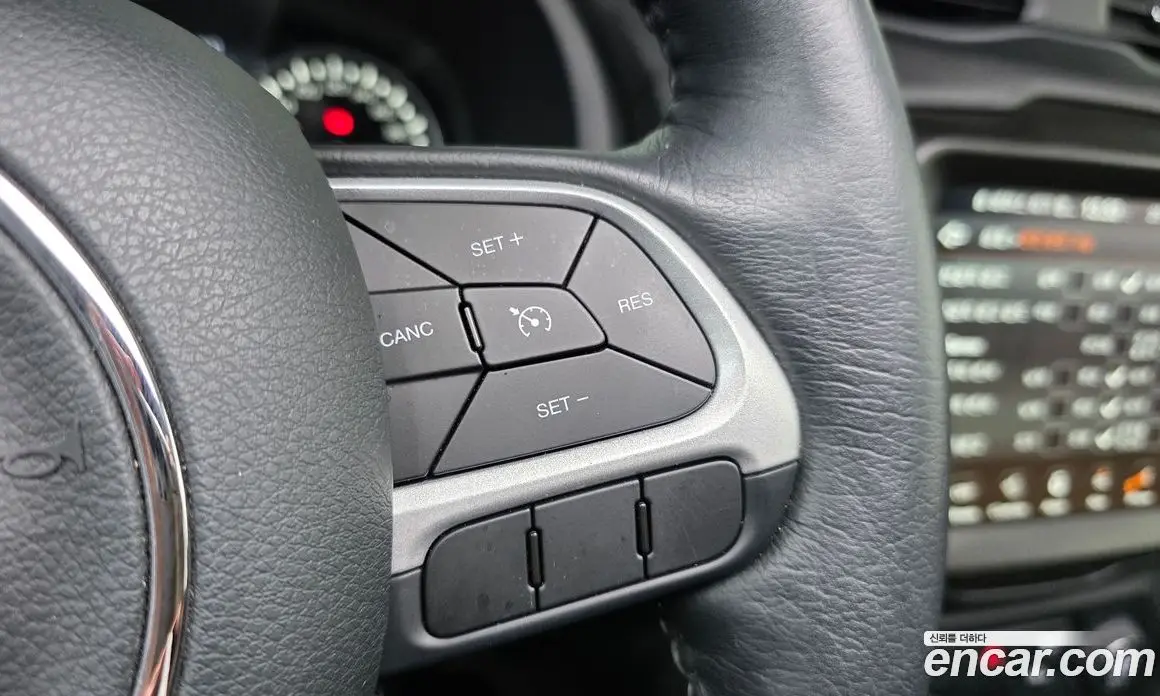 Jeep Renegade 2023 1.3 автомат (гидро), фото 25 Jeep Renegade 2023 1.3 автомат (гидро), фото 25