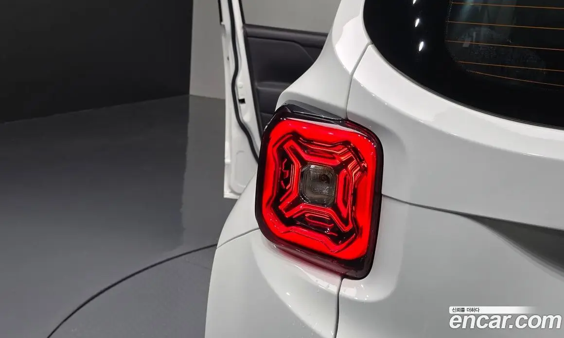 Jeep Renegade 2023 1.3 автомат (гидро), фото 9 Jeep Renegade 2023 1.3 автомат (гидро), фото 9