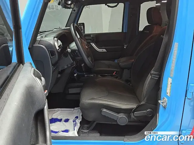 Jeep Wrangler 2017 3.6 автомат (гидро), миниатюра 12