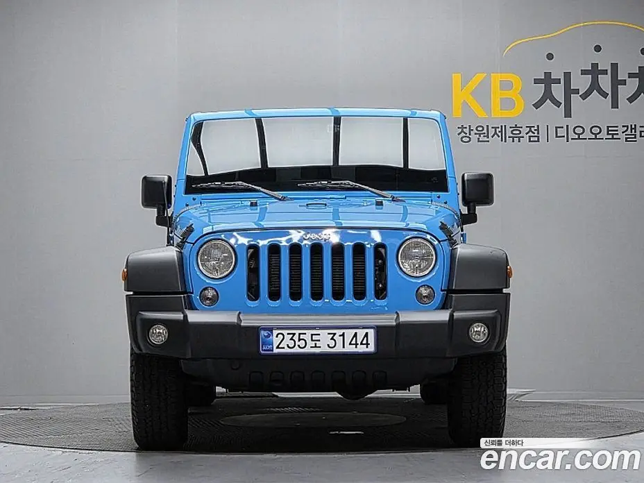 Jeep Wrangler 2017 3.6 автомат (гидро), фото 3 Jeep Wrangler 2017 3.6 автомат (гидро), фото 3
