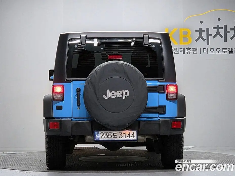 Jeep Wrangler 2017 3.6 автомат (гидро), фото 4 Jeep Wrangler 2017 3.6 автомат (гидро), фото 4