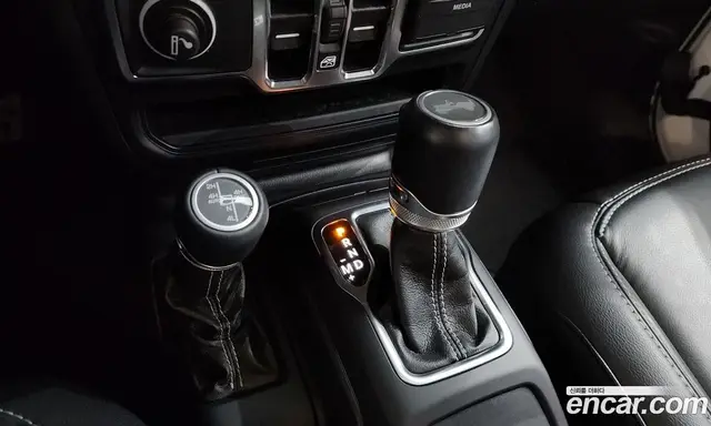 Jeep Wrangler 2021 2.0 автомат (гидро), миниатюра 12