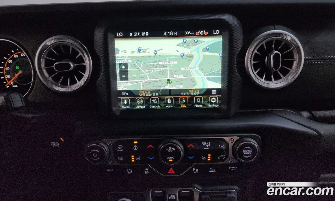 Jeep Wrangler 2021 2.0 автомат (гидро), фото 18 Jeep Wrangler 2021 2.0 автомат (гидро), фото 18