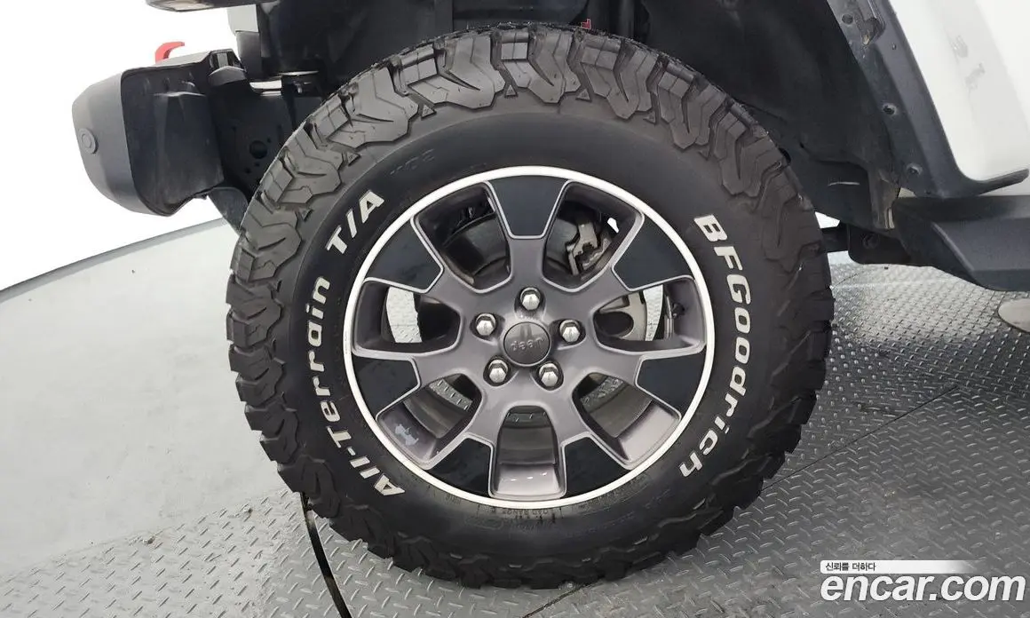 Jeep Wrangler 2021 2.0 автомат (гидро), фото 5 Jeep Wrangler 2021 2.0 автомат (гидро), фото 5