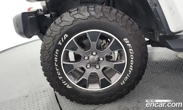 Jeep Wrangler 2021 2.0 автомат (гидро), миниатюра 5 Jeep Wrangler 2021 2.0 автомат (гидро), миниатюра 5