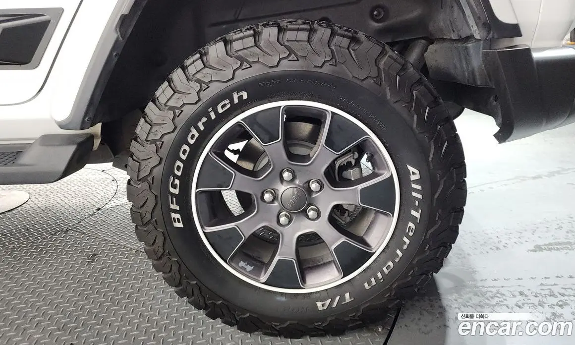 Jeep Wrangler 2021 2.0 автомат (гидро), фото 7 Jeep Wrangler 2021 2.0 автомат (гидро), фото 7
