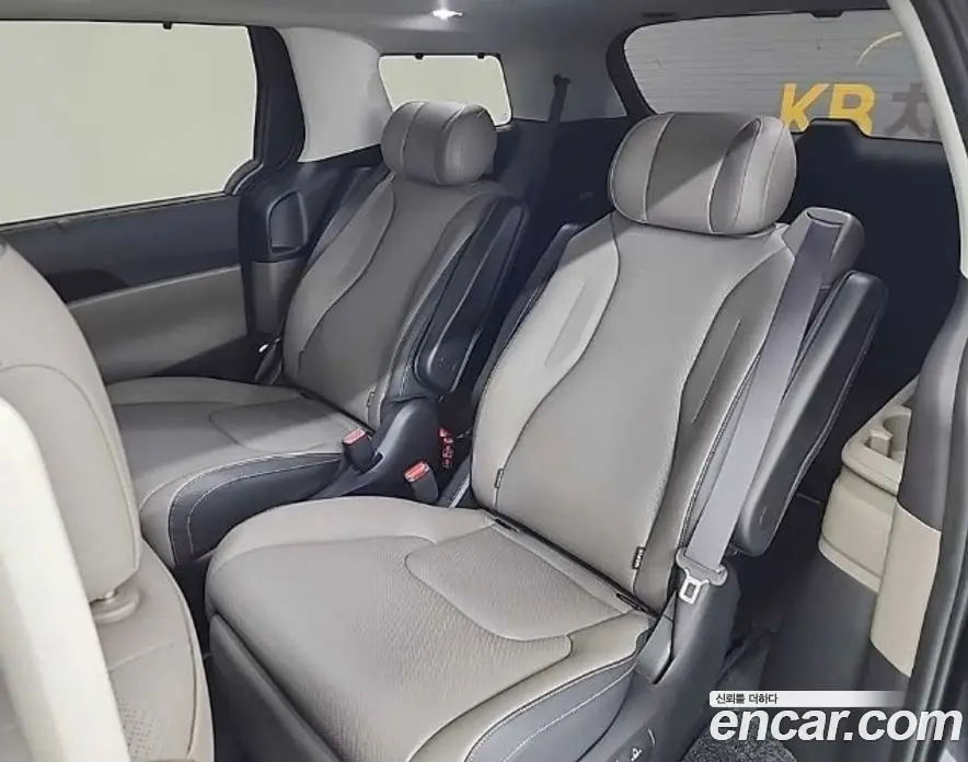Kia Carnival 2023 3.5 автомат (гидро), фото 12 Kia Carnival 2023 3.5 автомат (гидро), фото 12