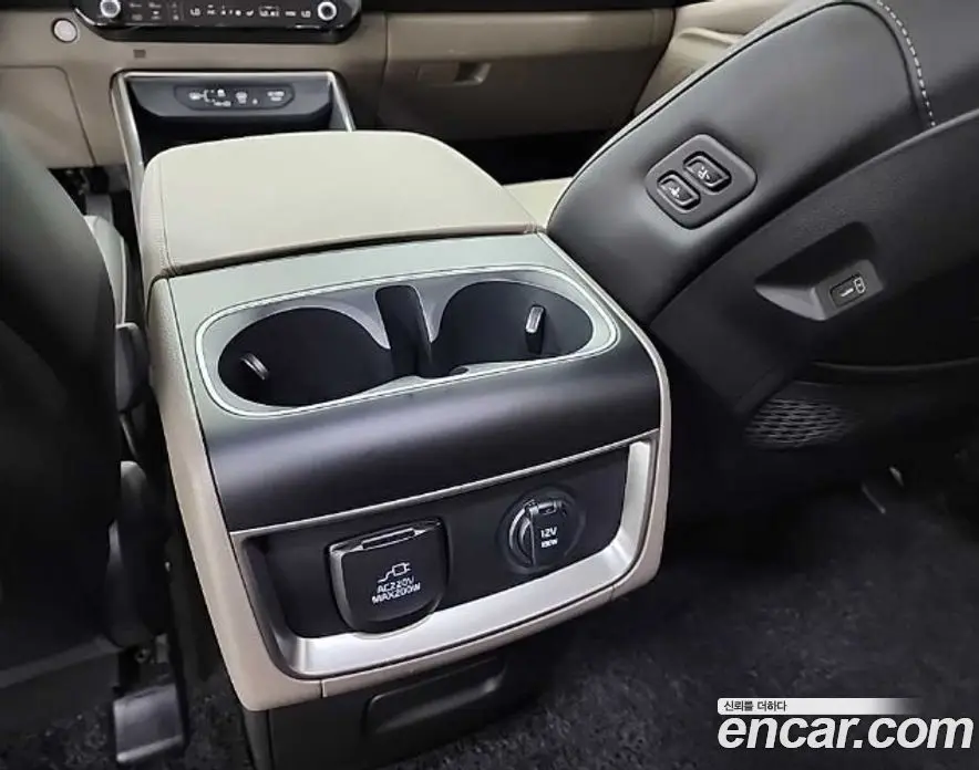 Kia Carnival 2023 3.5 автомат (гидро), фото 17 Kia Carnival 2023 3.5 автомат (гидро), фото 17
