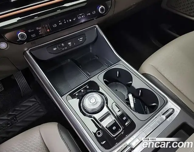 Kia Carnival 2023 3.5 автомат (гидро), миниатюра 9 Kia Carnival 2023 3.5 автомат (гидро), миниатюра 9