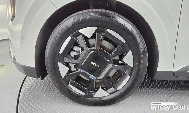 Kia Carnival 2023 2.2 автомат (гидро), миниатюра 4 Kia Carnival 2023 2.2 автомат (гидро), миниатюра 4