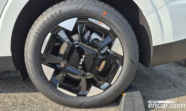 Kia Carnival 2025 1.6 автомат (гидро), миниатюра 4 Kia Carnival 2025 1.6 автомат (гидро), миниатюра 4