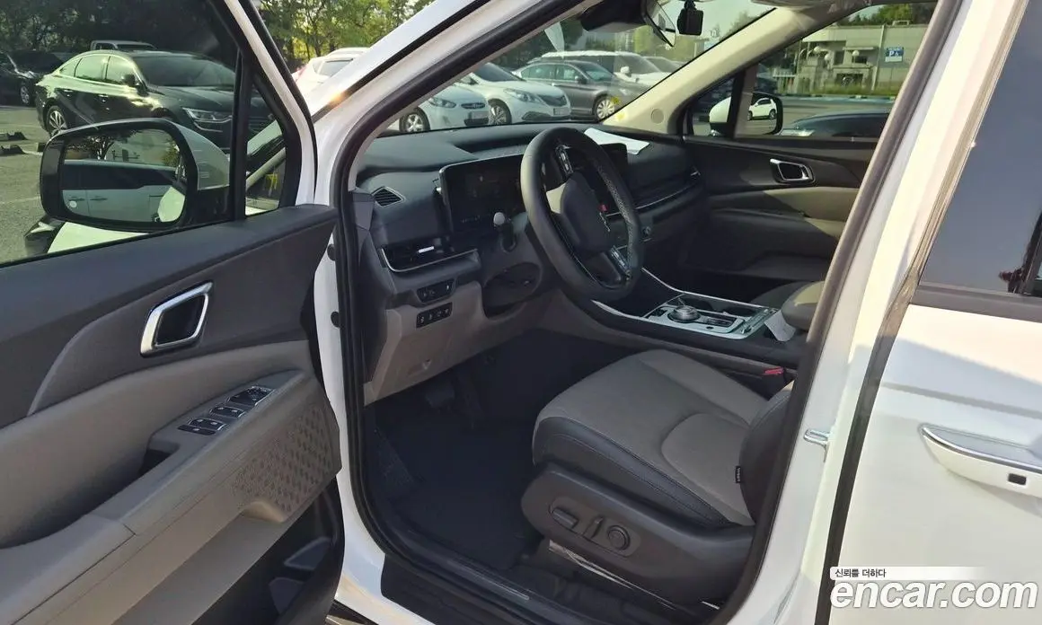 Kia Carnival 2025 1.6 автомат (гидро), фото 5 Kia Carnival 2025 1.6 автомат (гидро), фото 5