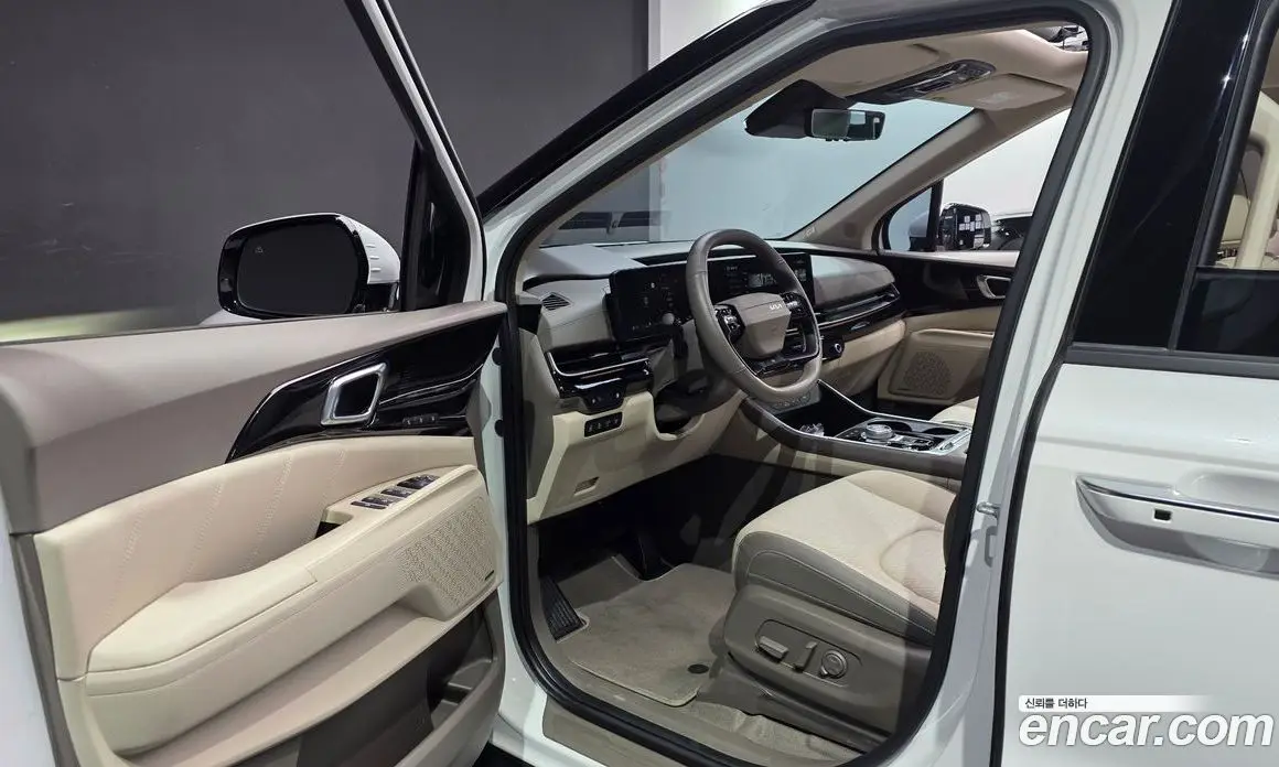 Kia Carnival 2025 1.6 автомат (гидро), фото 13 Kia Carnival 2025 1.6 автомат (гидро), фото 13