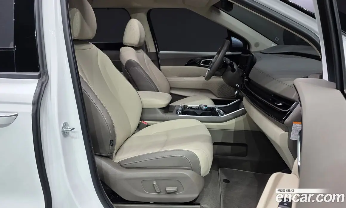 Kia Carnival 2025 1.6 автомат (гидро), фото 16 Kia Carnival 2025 1.6 автомат (гидро), фото 16