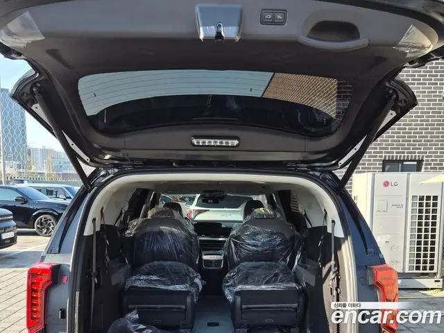 Kia Carnival 2026 1.6 автомат (гидро), миниатюра 7 Kia Carnival 2026 1.6 автомат (гидро), миниатюра 7