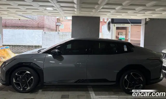 Kia EV4 2026 автомат (гидро), миниатюра 3 Kia EV4 2026 автомат (гидро), миниатюра 3