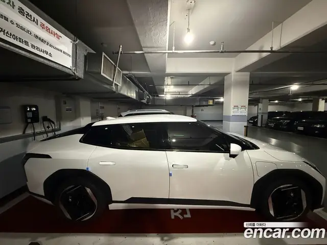 Kia EV4 2026 автомат (гидро), миниатюра 3 Kia EV4 2026 автомат (гидро), миниатюра 3