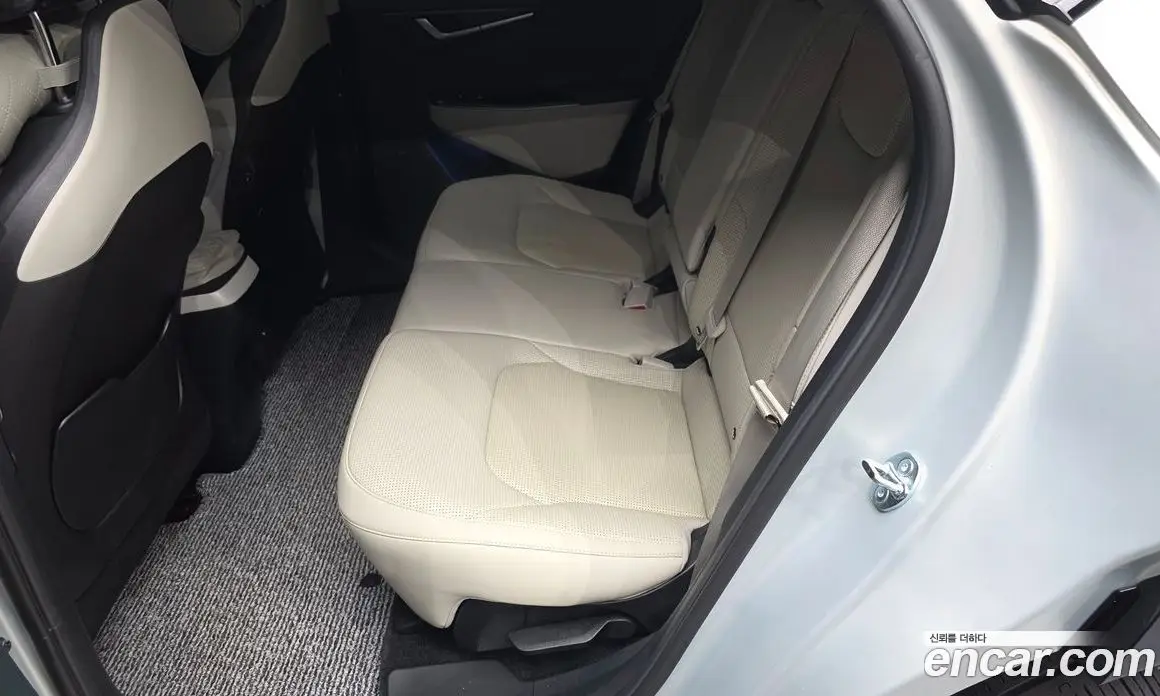Kia EV6 2025 0.1 автомат (гидро), фото 18 Kia EV6 2025 0.1 автомат (гидро), фото 18