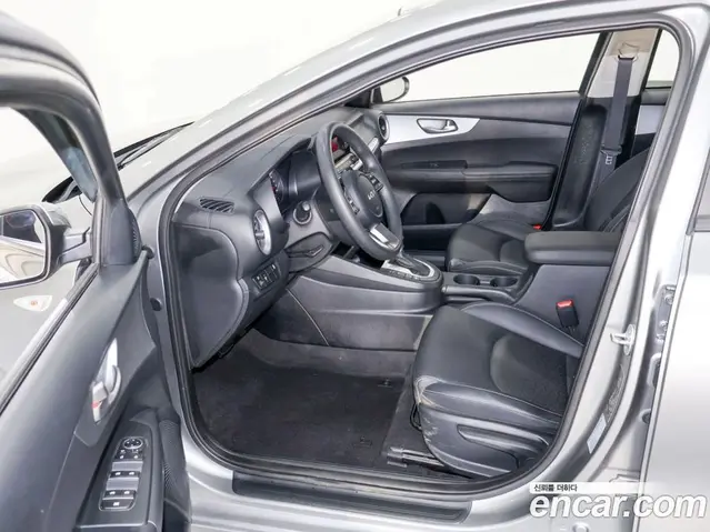 Kia K3 2022 1.6 автомат (гидро), миниатюра 9
